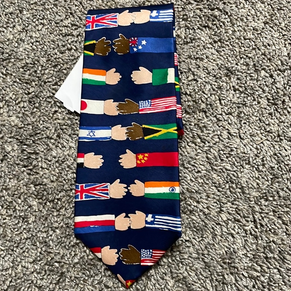 Save the Children Collection Men’s necktie “Reaching for Love” Blue with flags‎